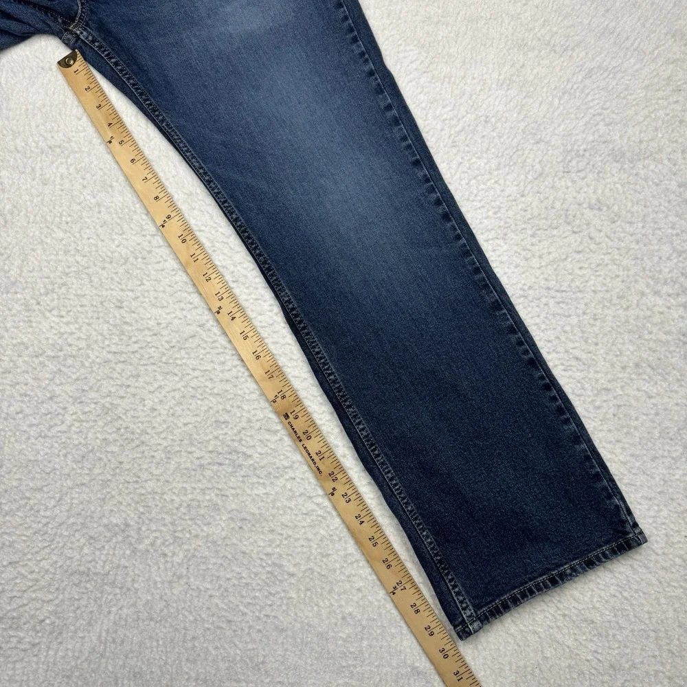 Levis ship upon number